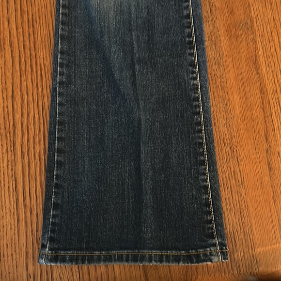 Levi Straus Co. Women’s Boot-Cut 515 Jeans - Picture 5 of 11